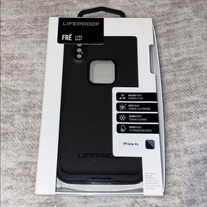 NWOT Lifeproof Fre Live 360 iPhone XS case
